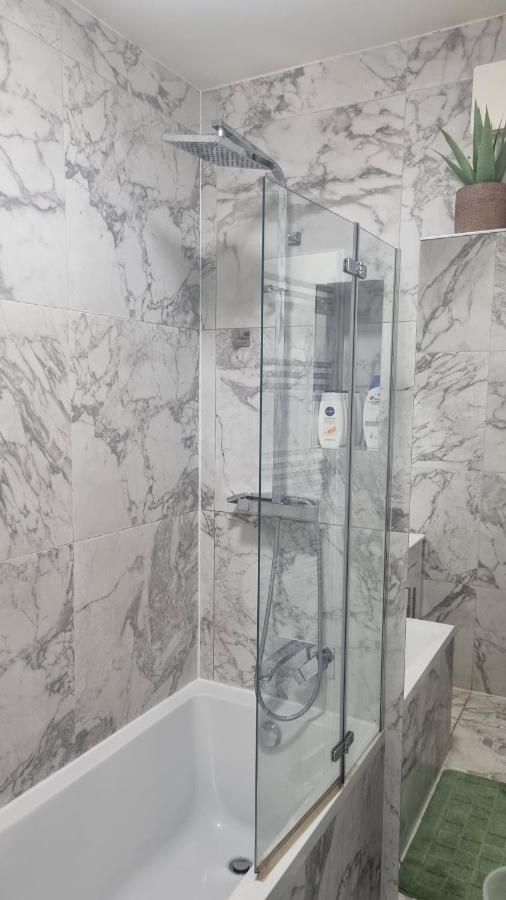 33 Camden Square - Double Room London Exterior photo